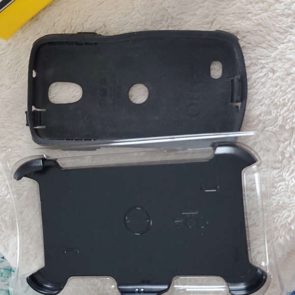 OTTER BOX - Picture 5 of 6